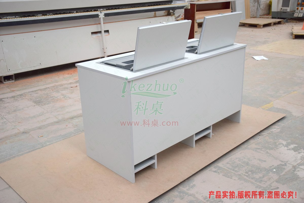 科桌家具,手動翻轉(zhuǎn)器,翻轉(zhuǎn)器電腦桌,箱體翻轉(zhuǎn)器,箱體翻轉(zhuǎn)器電腦桌 科桌家具,手動翻轉(zhuǎn)器,翻轉(zhuǎn)器電腦桌,箱體翻轉(zhuǎn)器,箱體翻轉(zhuǎn)器電腦桌