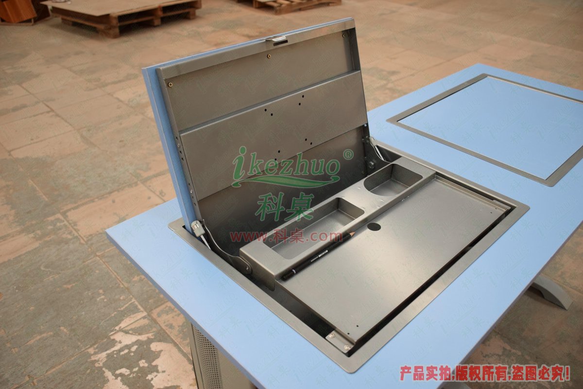 科桌家具,翻轉(zhuǎn)電腦桌,雙人金屬腳架手動箱體翻轉(zhuǎn)電腦桌 科桌家具,翻轉(zhuǎn)電腦桌,雙人金屬腳架手動箱體翻轉(zhuǎn)電腦桌